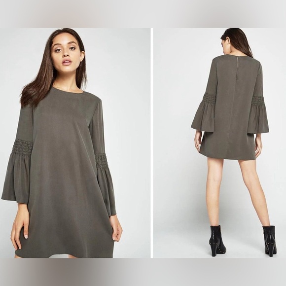 BCBGeneration Dresses & Skirts - Bcbg generation Green Dress